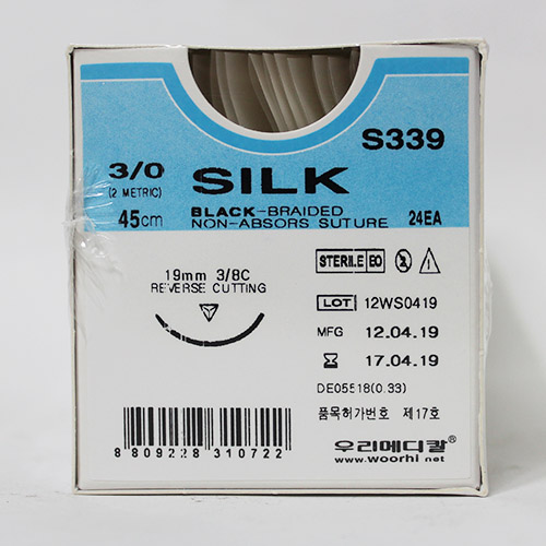 ブラックシルク3-0（S339）