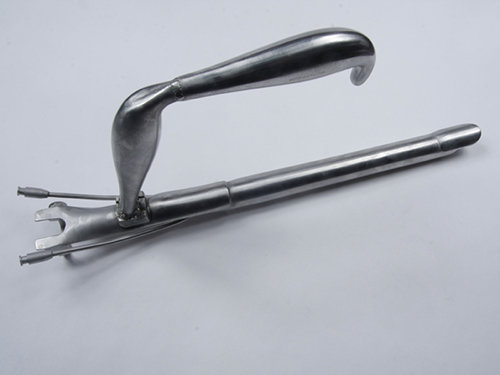 Retractor 1