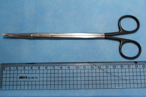 CANN SCISSOR 18.5CM