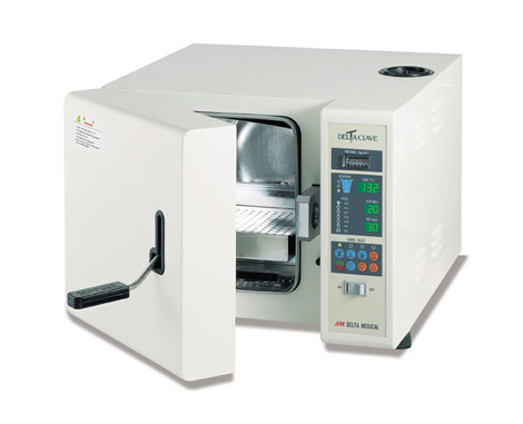 高圧滅菌器 - デルタ60L